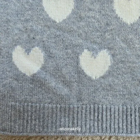 NWT Talbots Cashmere Grey Knit Scarf With White Hearts - Picture 6 of 8